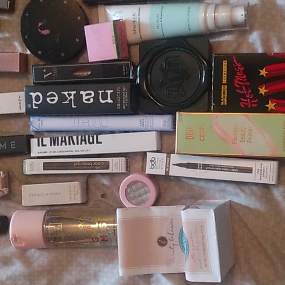 High-end makeup - Picture 8 of 12